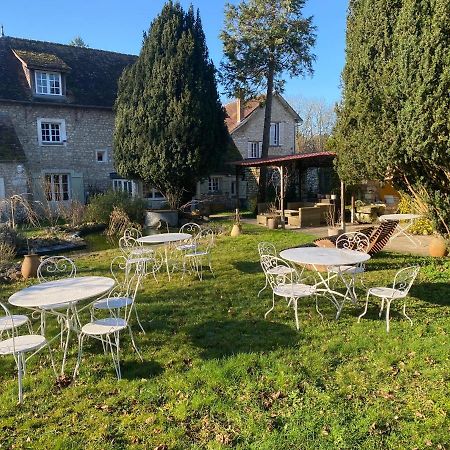 Une Vie En Rose Pressagny-lʼOrgeuilleux Exteriör bild