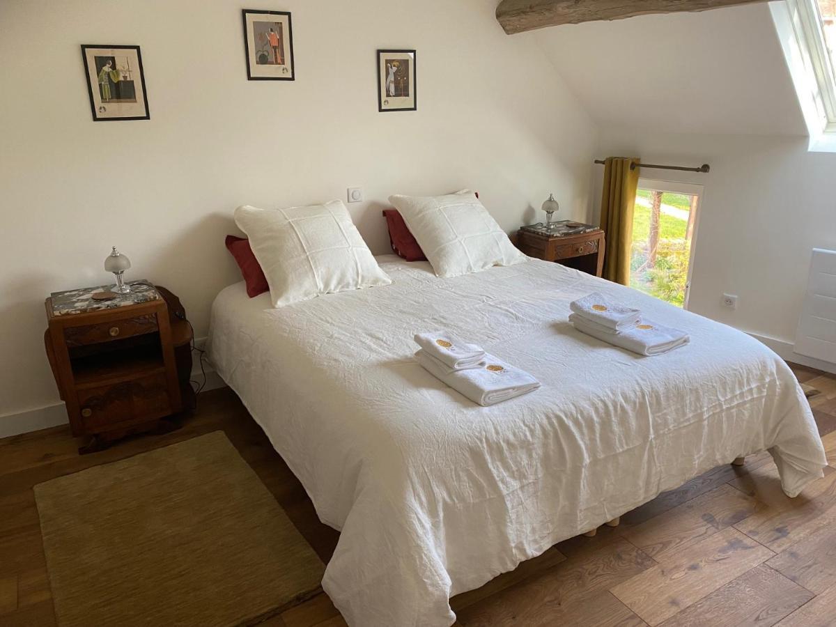 Une Vie En Rose Pressagny-lʼOrgeuilleux Rum bild