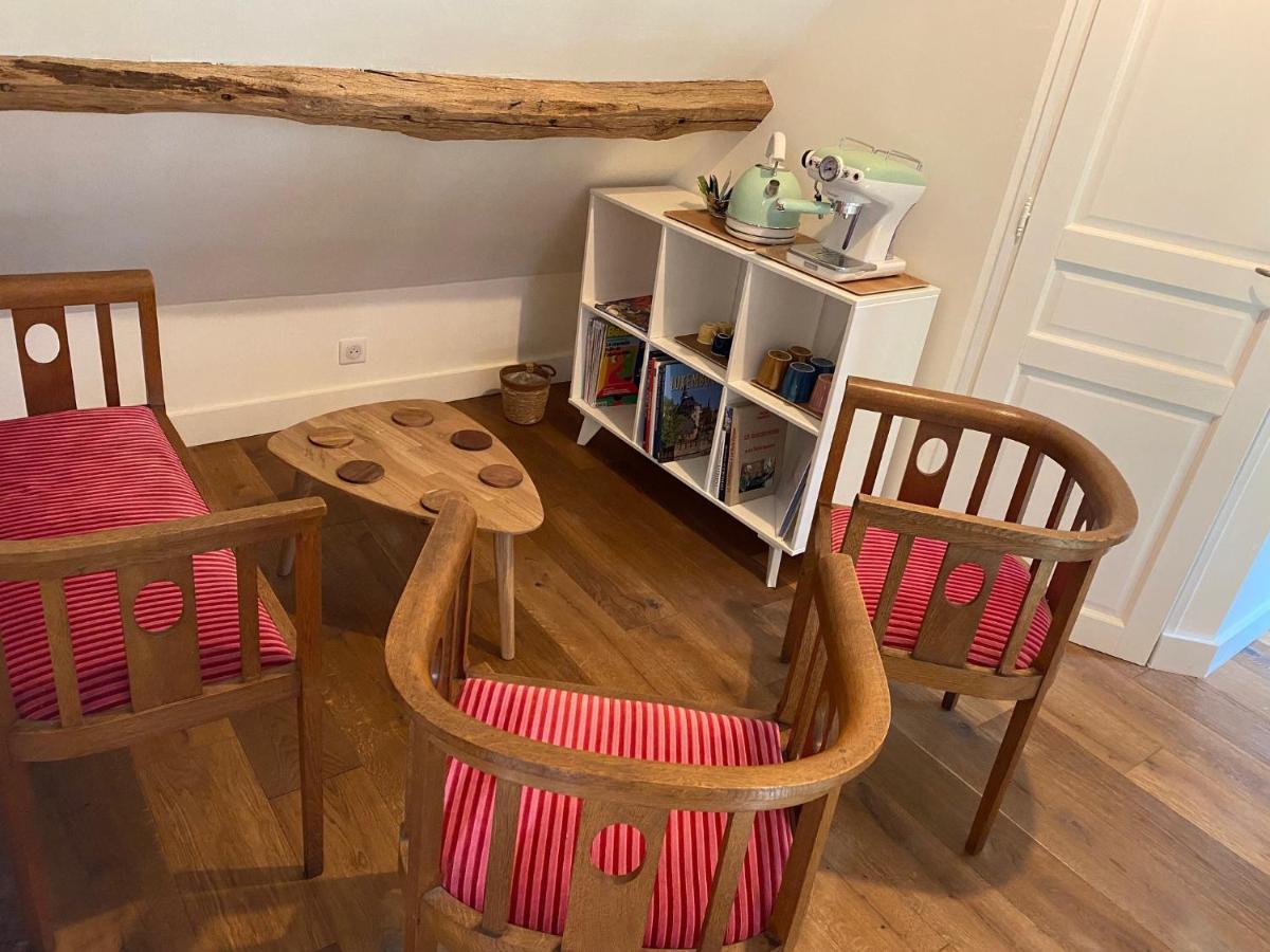 Une Vie En Rose Pressagny-lʼOrgeuilleux Exteriör bild
